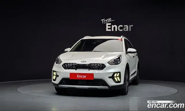 Kia Niro 2021 1.6 автомат (гидро), миниатюра 3
