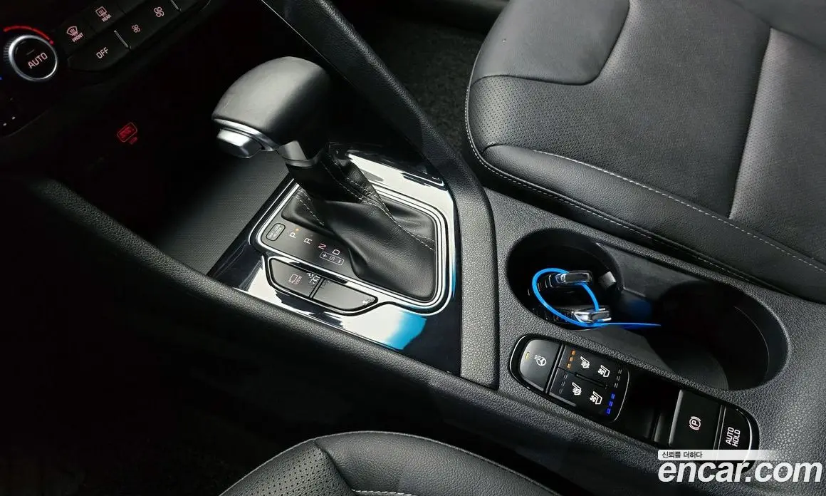 Kia Niro 2021 1.6 автомат (гидро), фото 9