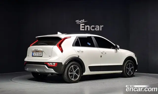 Kia Niro 2024 1.6 автомат (гидро), миниатюра 2