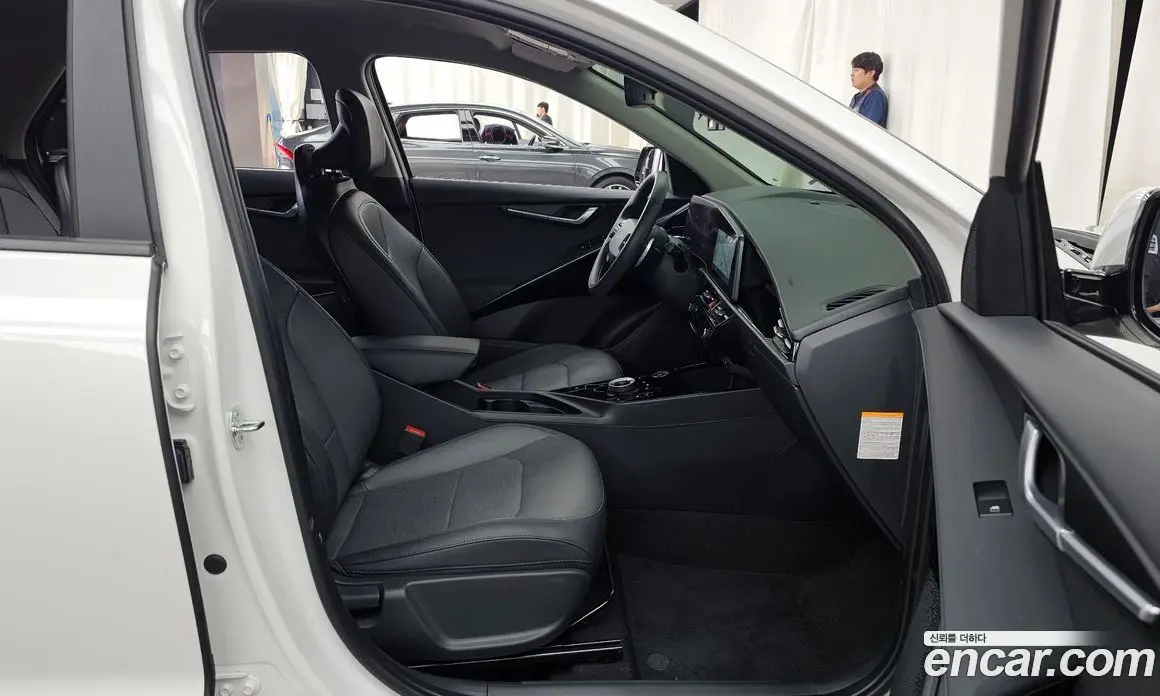 Kia Niro 2024 1.6 автомат (гидро), фото 11