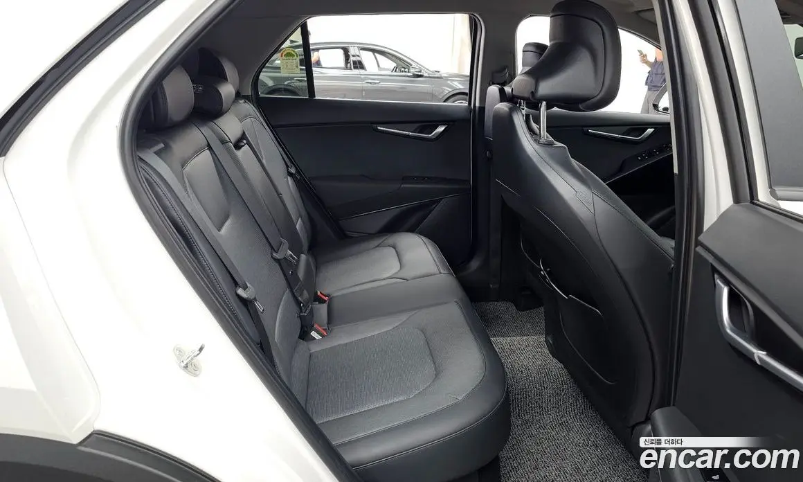 Kia Niro 2024 1.6 автомат (гидро), фото 12
