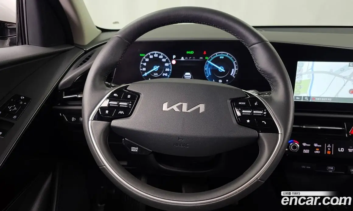 Kia Niro 2024 1.6 автомат (гидро), фото 13