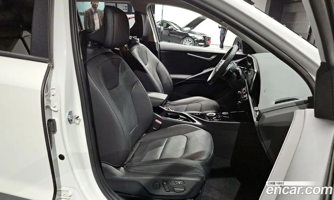 Kia Niro 2024 0.2 автомат (гидро), фото 18