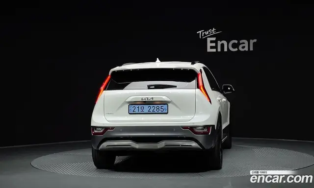Kia Niro 2024 0.2 автомат (гидро), миниатюра 4