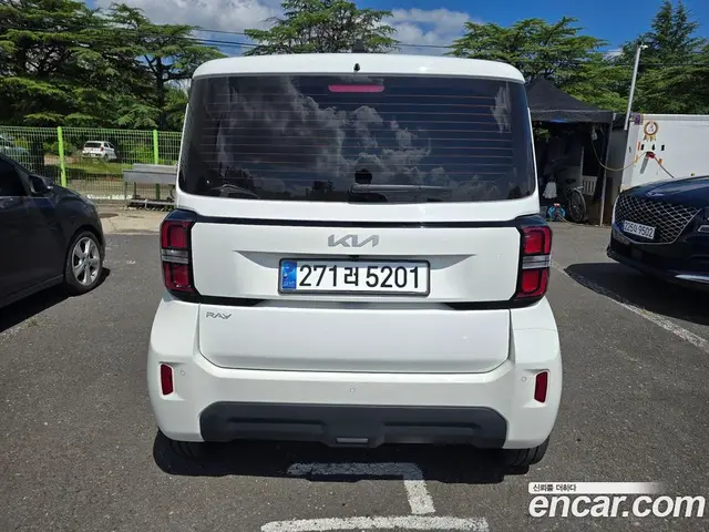 Kia Ray 2023 1.0 автомат (гидро), миниатюра 4