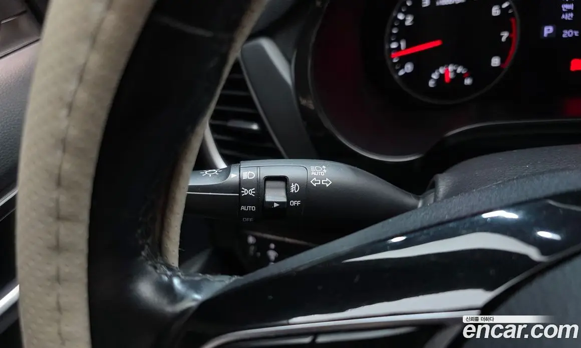 Kia Seltos 2020 1.6 автомат (гидро), фото 28