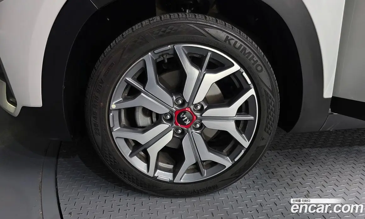 Kia Seltos 2020 1.6 автомат (гидро), фото 5