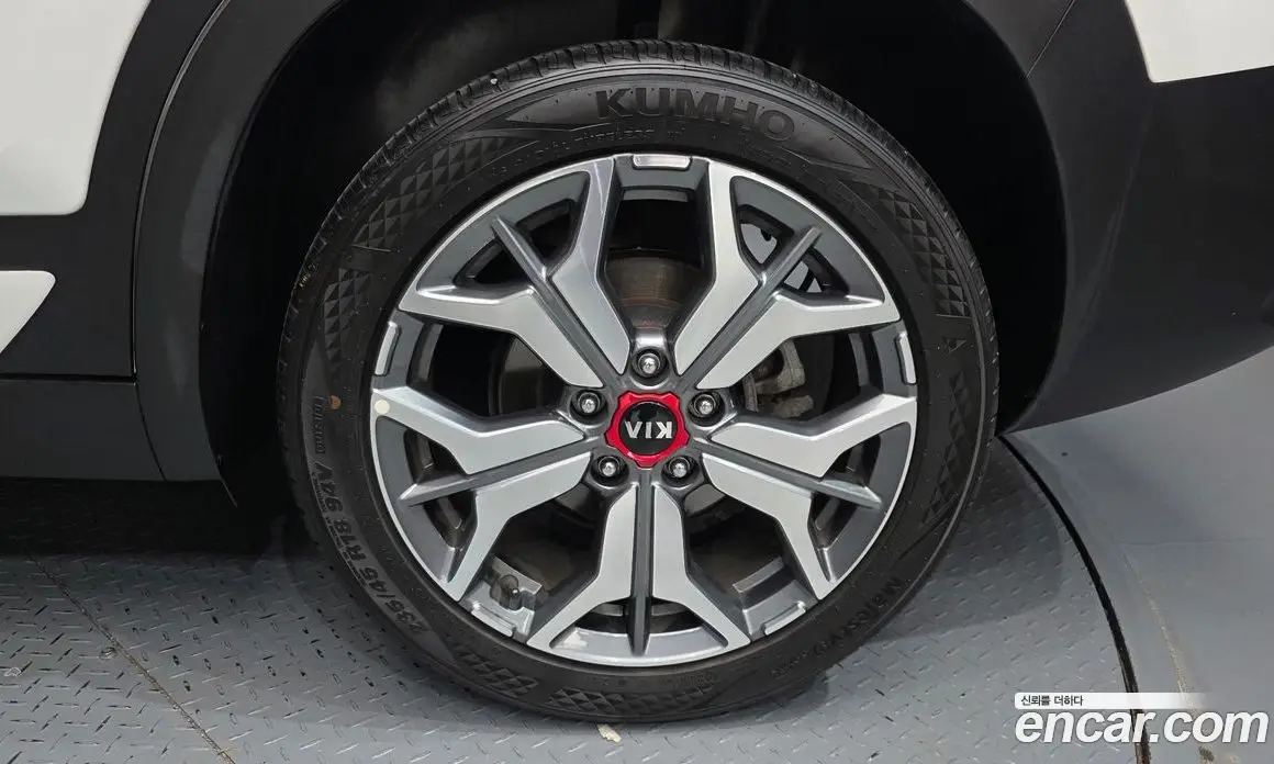 Kia Seltos 2020 1.6 автомат (гидро), фото 7