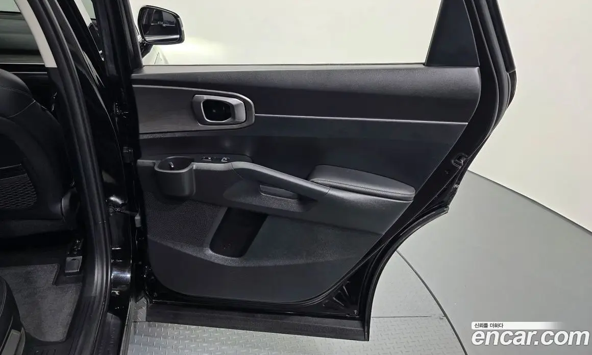 Kia Sorento 2023 2.5 автомат (гидро), фото 15