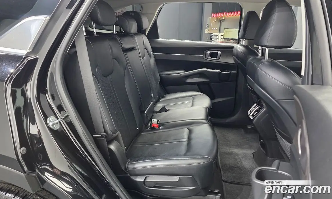 Kia Sorento 2023 2.5 автомат (гидро), фото 18