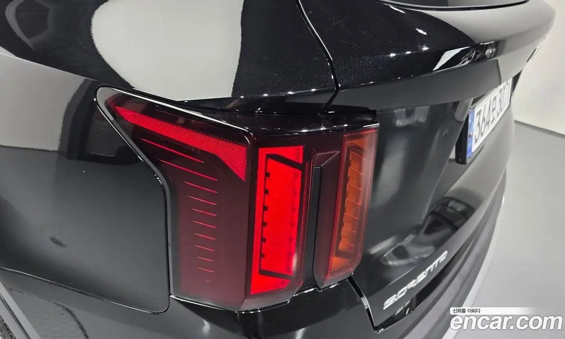 Kia Sorento 2023 2.5 автомат (гидро), фото 9