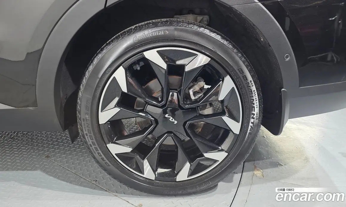 Kia Sorento 2023 2.5 автомат (гидро), фото 7