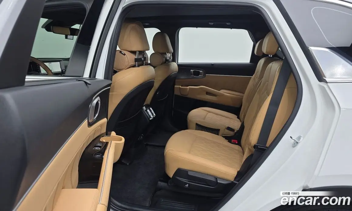 Kia Sorento 2023 1.6 автомат (гидро), фото 16