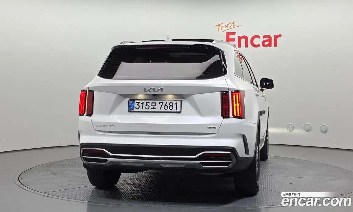 Kia Sorento 2023 1.6 автомат (гидро), фото 4