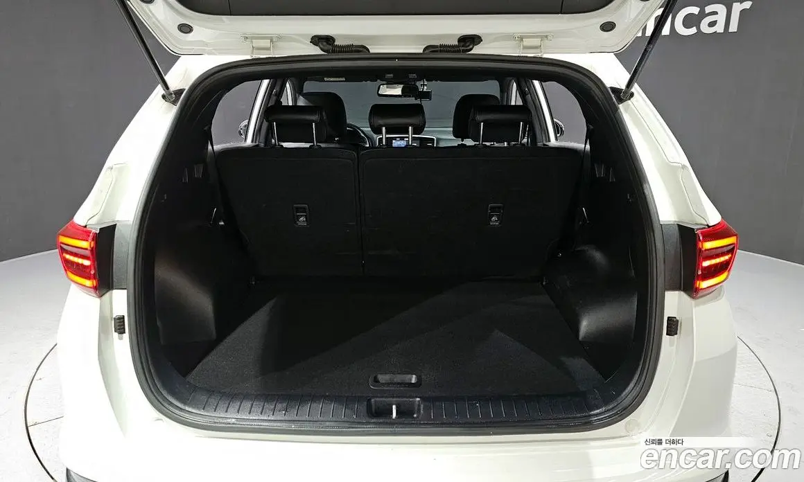 Kia Sportage 2019 2.0 автомат (гидро), фото 14