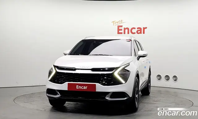 Kia Sportage 2022 1.6 автомат (гидро), миниатюра 3