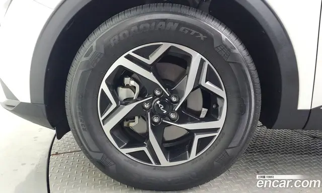 Kia Sportage 2022 1.6 автомат (гидро), миниатюра 5