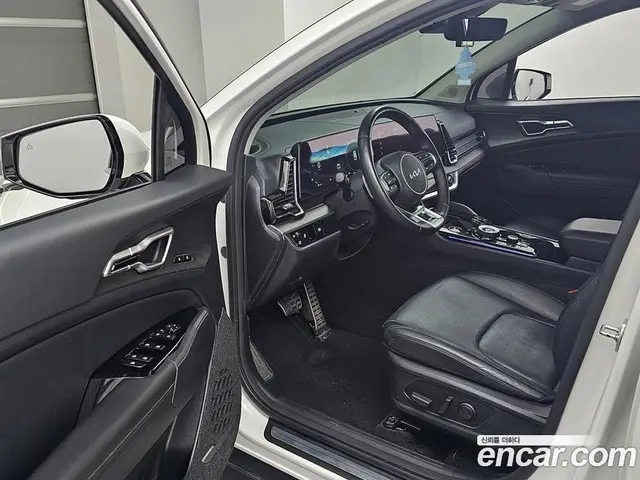Kia Sportage 2023 1.6 автомат (гидро), миниатюра 11
