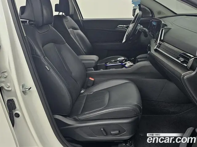 Kia Sportage 2023 1.6 автомат (гидро), миниатюра 10