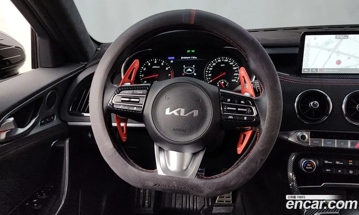 Kia Stinger 2023 3.3 автомат (гидро), фото 19