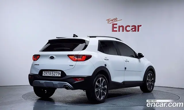 Kia Stonic 2018 1.0 автомат (гидро), миниатюра 2