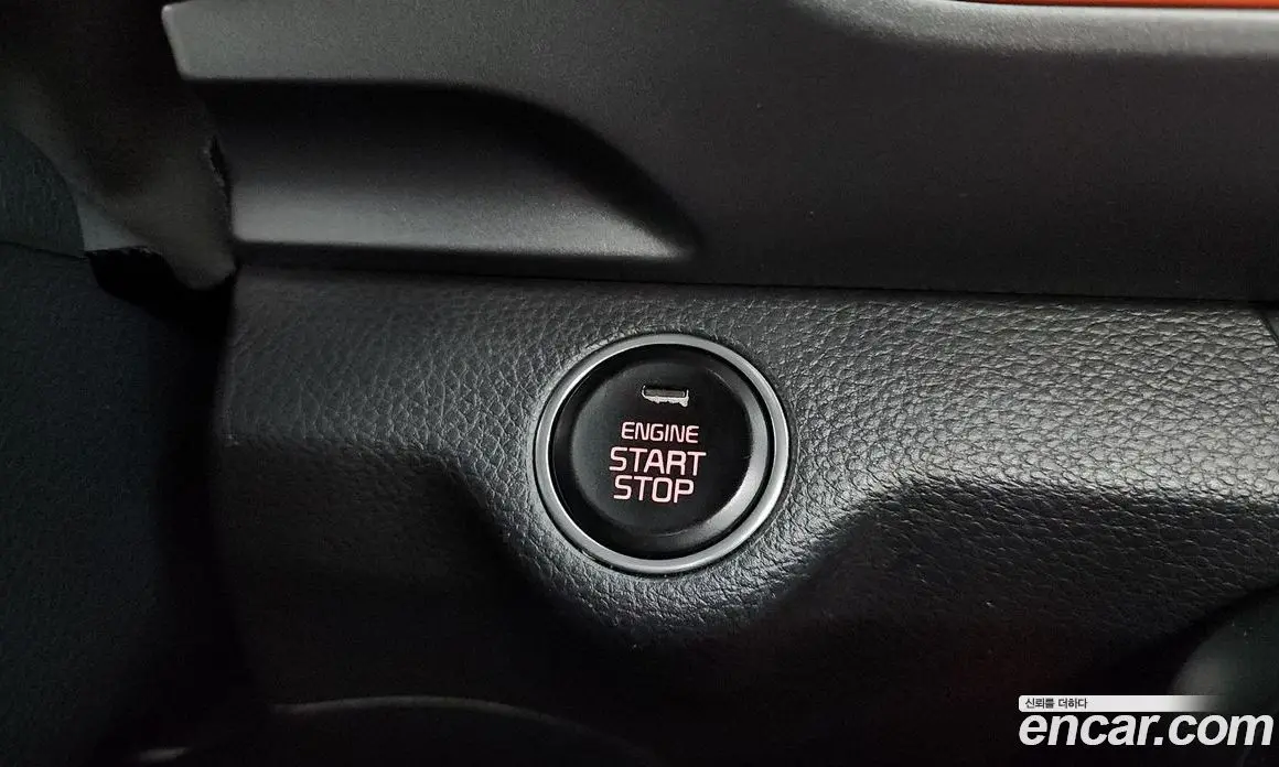 Kia Stonic 2018 1.0 автомат (гидро), фото 28