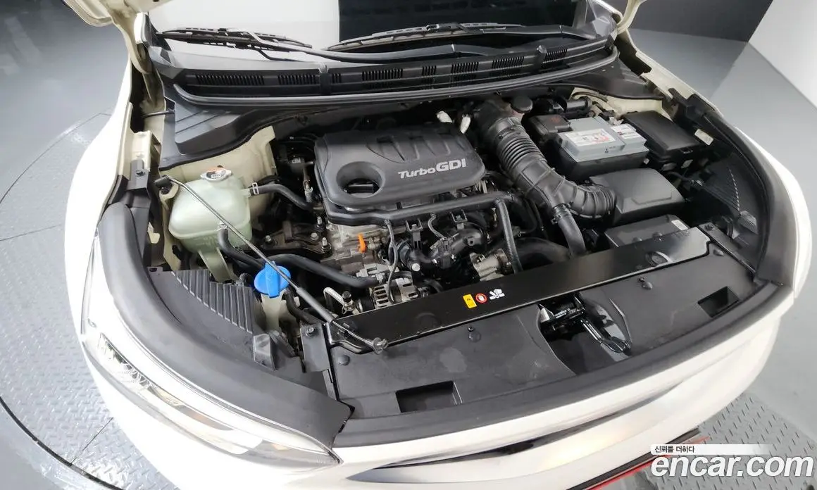 Kia Stonic 2018 1.0 автомат (гидро), фото 6