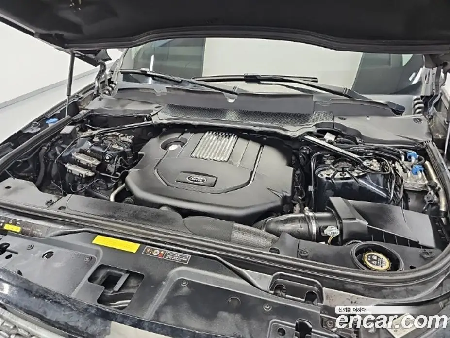Land Rover Discovery 2017 3.0 автомат (гидро), фото 5