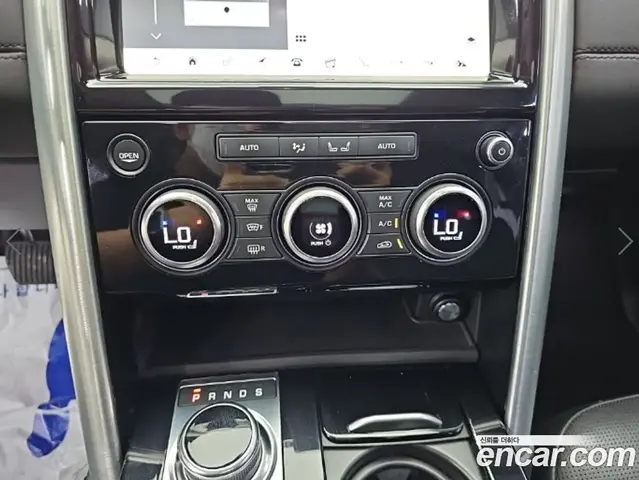 Land Rover Discovery 2017 3.0 автомат (гидро), миниатюра 10