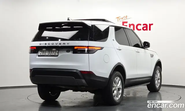 Land Rover Discovery 2019 2.0 автомат (гидро), миниатюра 2 Land Rover Discovery 2019 2.0 автомат (гидро), миниатюра 2