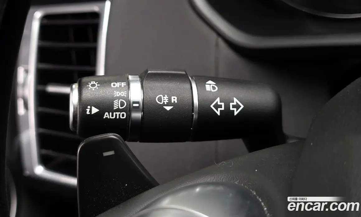 Land Rover Discovery 2019 2.0 автомат (гидро), фото 16 Land Rover Discovery 2019 2.0 автомат (гидро), фото 16