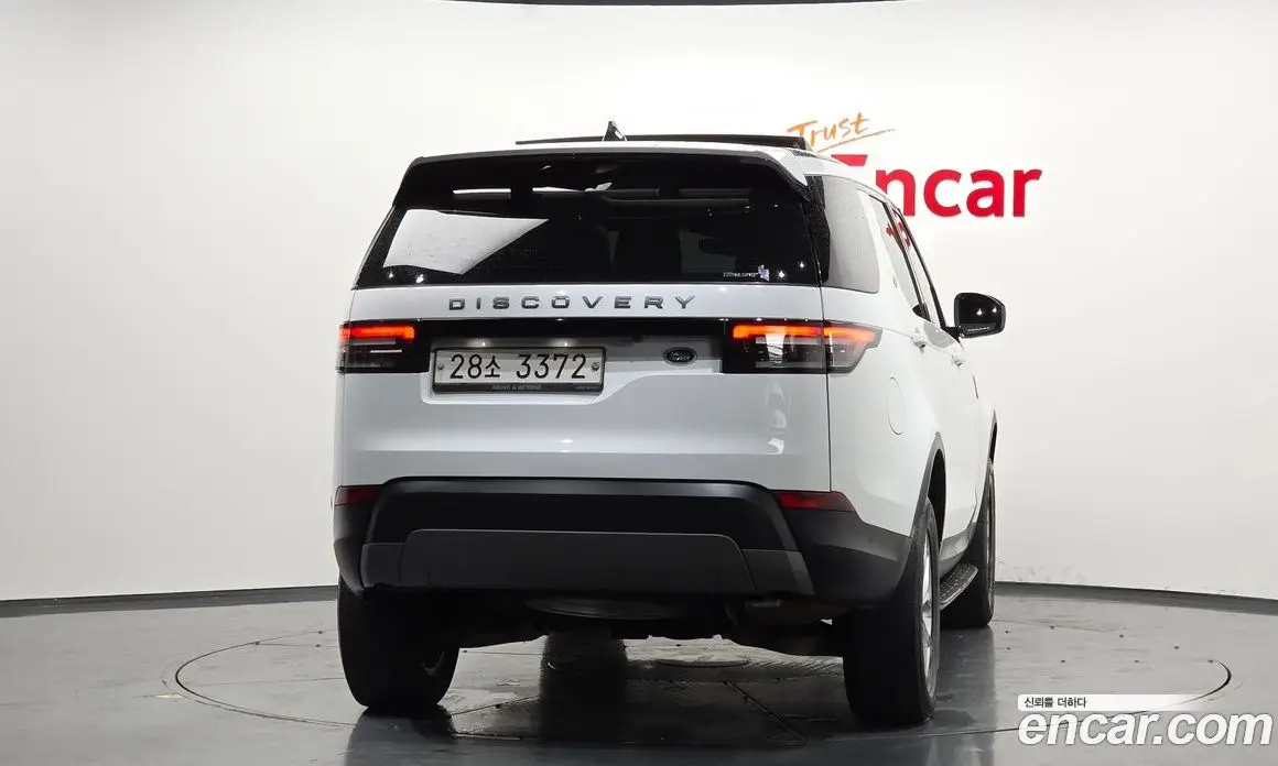 Land Rover Discovery 2019 2.0 автомат (гидро), фото 4 Land Rover Discovery 2019 2.0 автомат (гидро), фото 4