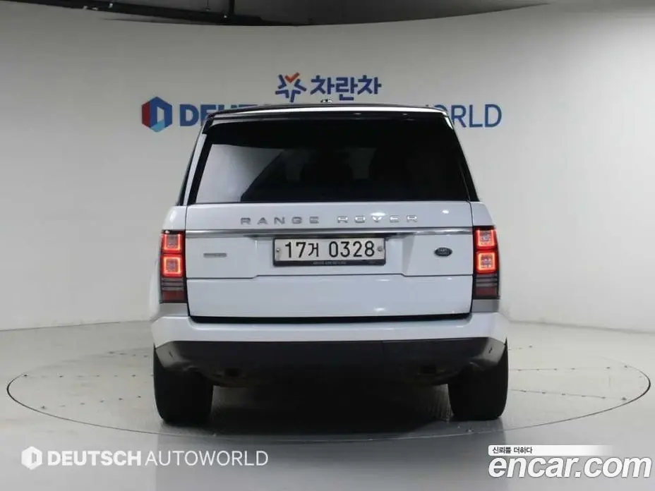 Land Rover Range Rover 2015 4.4 автомат (гидро), фото 4
