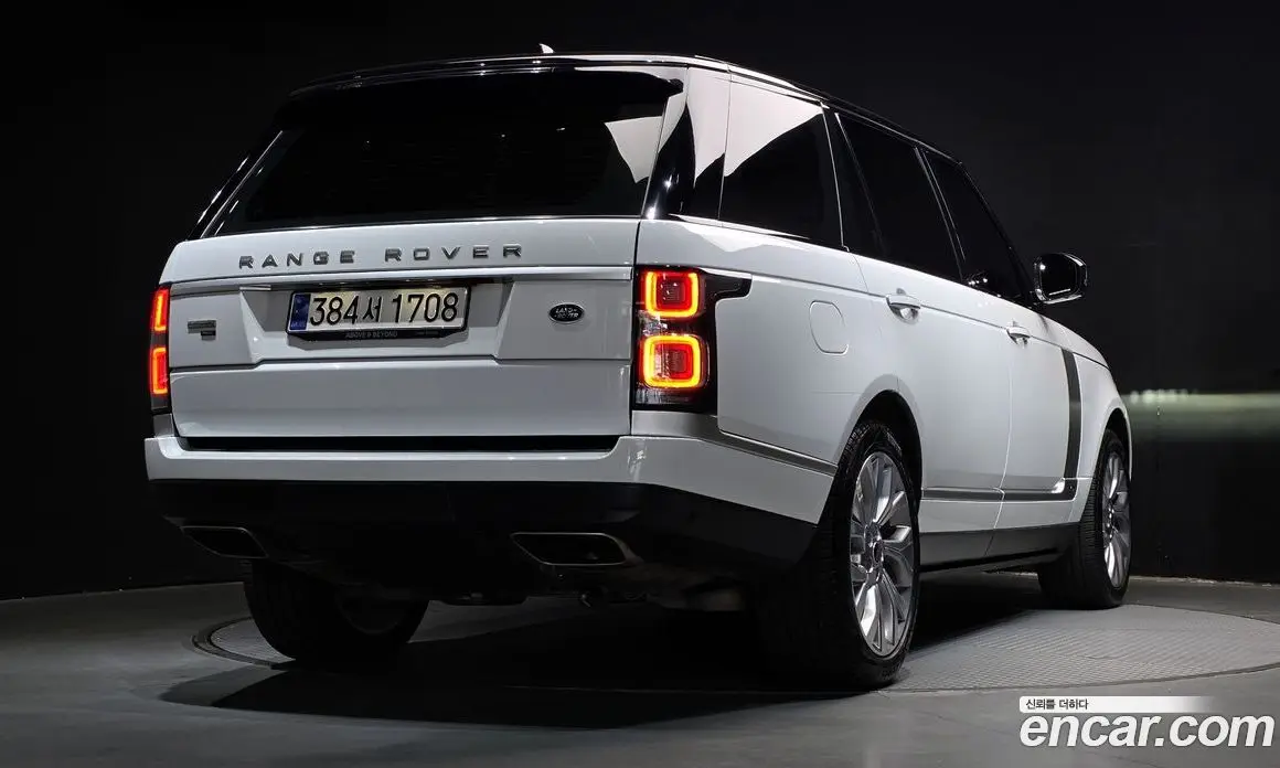 Land Rover Range Rover 2021 5.0 автомат (гидро), фото 2 Land Rover Range Rover 2021 5.0 автомат (гидро), фото 2