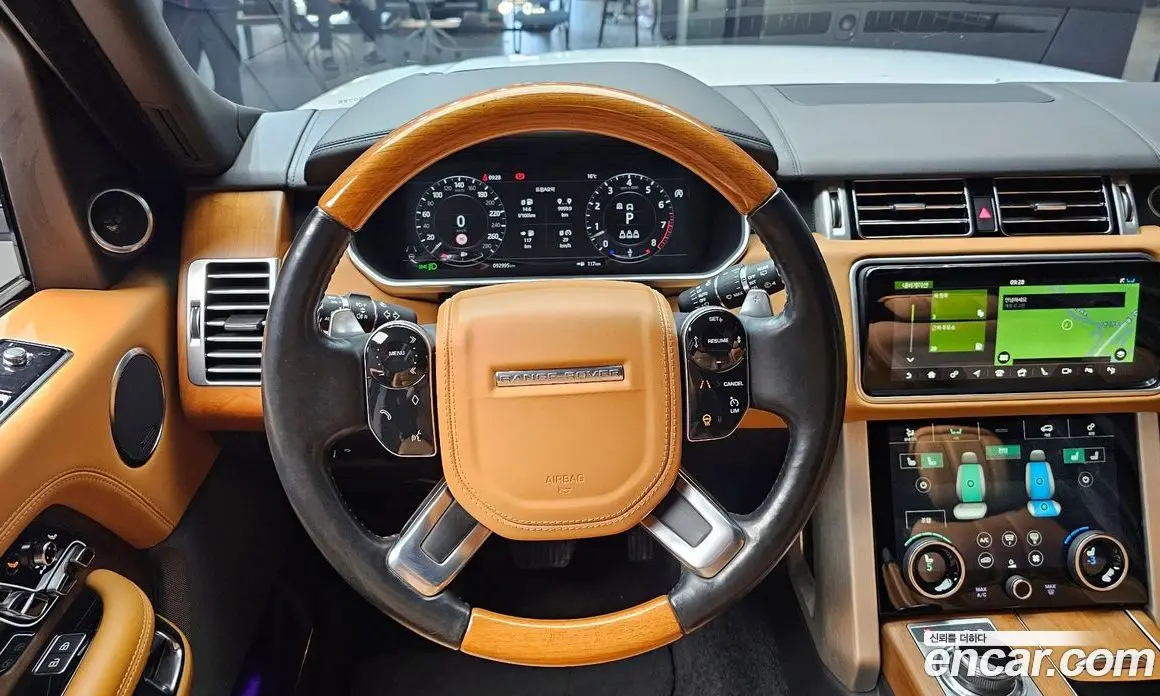 Land Rover Range Rover 2021 5.0 автомат (гидро), фото 13 Land Rover Range Rover 2021 5.0 автомат (гидро), фото 13