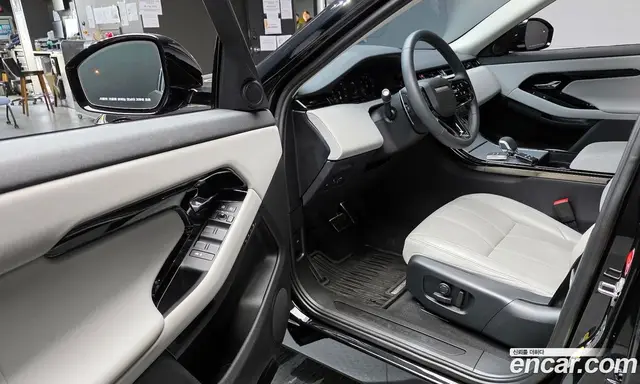 Land Rover Range Rover Evoque 2025 2.0 автомат (гидро), миниатюра 11 Land Rover Range Rover Evoque 2025 2.0 автомат (гидро), миниатюра 11