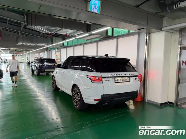 Land Rover Range Rover Sport 2017 3.0 автомат (гидро), миниатюра 4