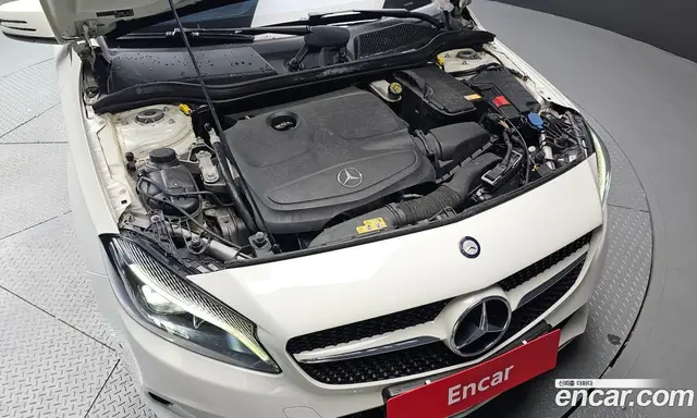 Mercedes-Benz A-Class 2016 1.6 автомат (гидро), миниатюра 6