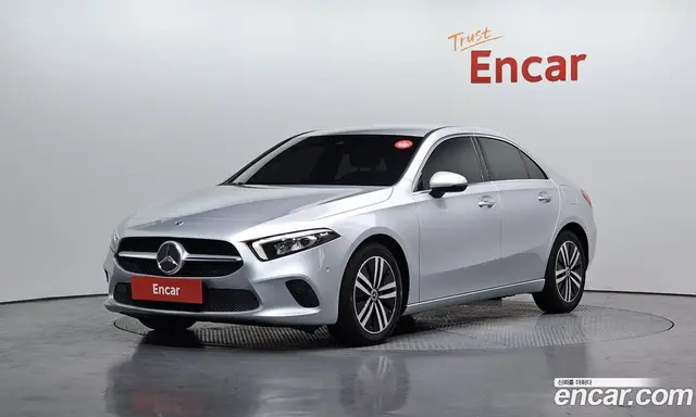Mercedes-Benz A-Class 2022 2.0 автомат (гидро), миниатюра 1