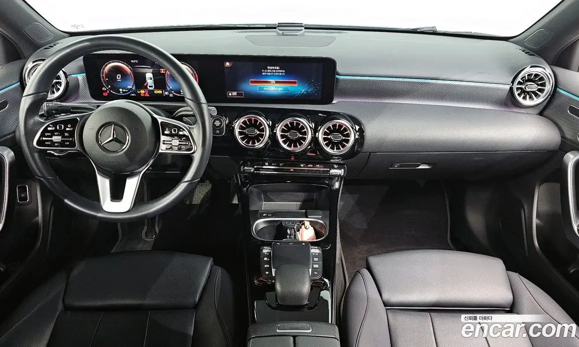 Mercedes-Benz A-Class 2022 2.0 автомат (гидро), фото 7