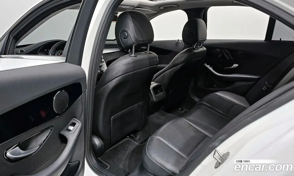 Mercedes-Benz C-Class 2018 2.0 автомат (гидро), фото 12