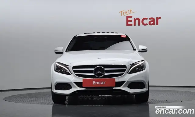 Mercedes-Benz C-Class 2018 2.0 автомат (гидро), миниатюра 3