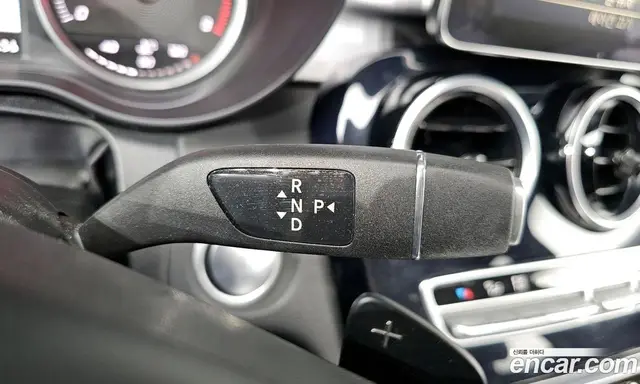 Mercedes-Benz C-Class 2018 2.0 автомат (гидро), миниатюра 9