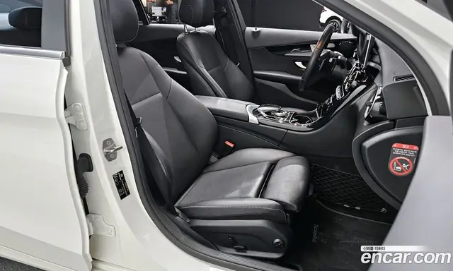 Mercedes-Benz C-Class 2018 2.0 автомат (гидро), миниатюра 10