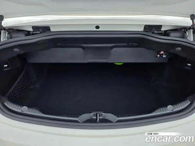 Mercedes-Benz C-Class 2018 3.0 автомат (гидро), миниатюра 9