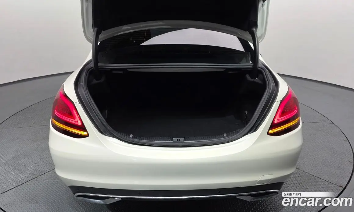Mercedes-Benz C-Class 2020 1.9 автомат (гидро), фото 26