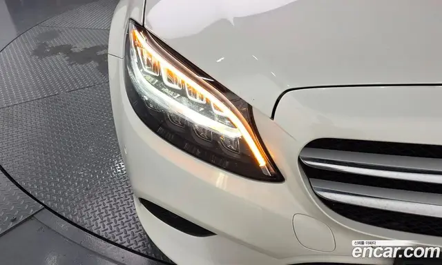 Mercedes-Benz C-Class 2020 1.9 автомат (гидро), миниатюра 8