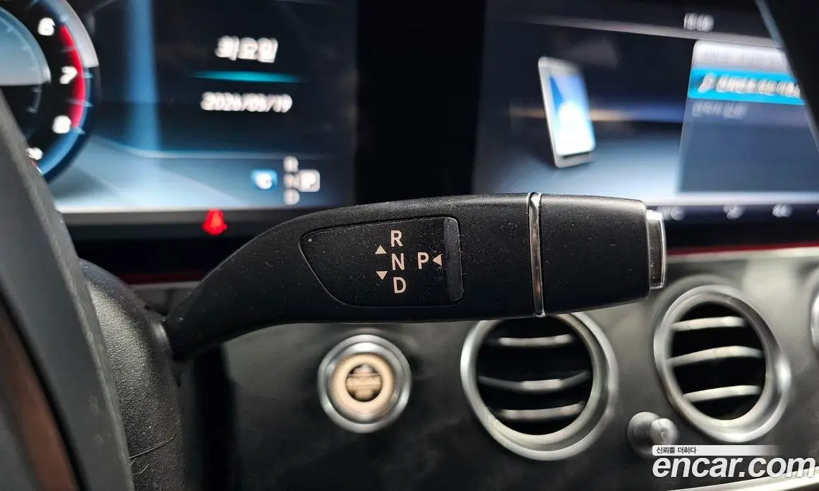Mercedes-Benz E-Class 2016 2.0 автомат (гидро), фото 16