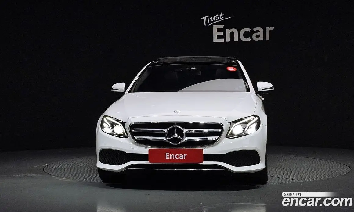 Mercedes-Benz E-Class 2016 2.0 автомат (гидро), фото 3