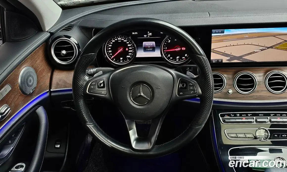 Mercedes-Benz E-Class 2016 1.9 автомат (гидро), фото 14